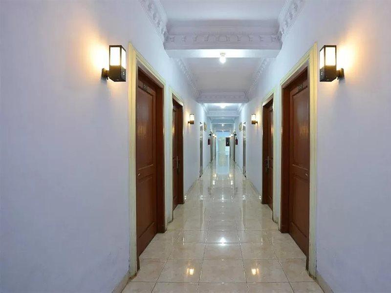 Oyo 586 Hotel Wijaya Kalasan Екстер'єр фото