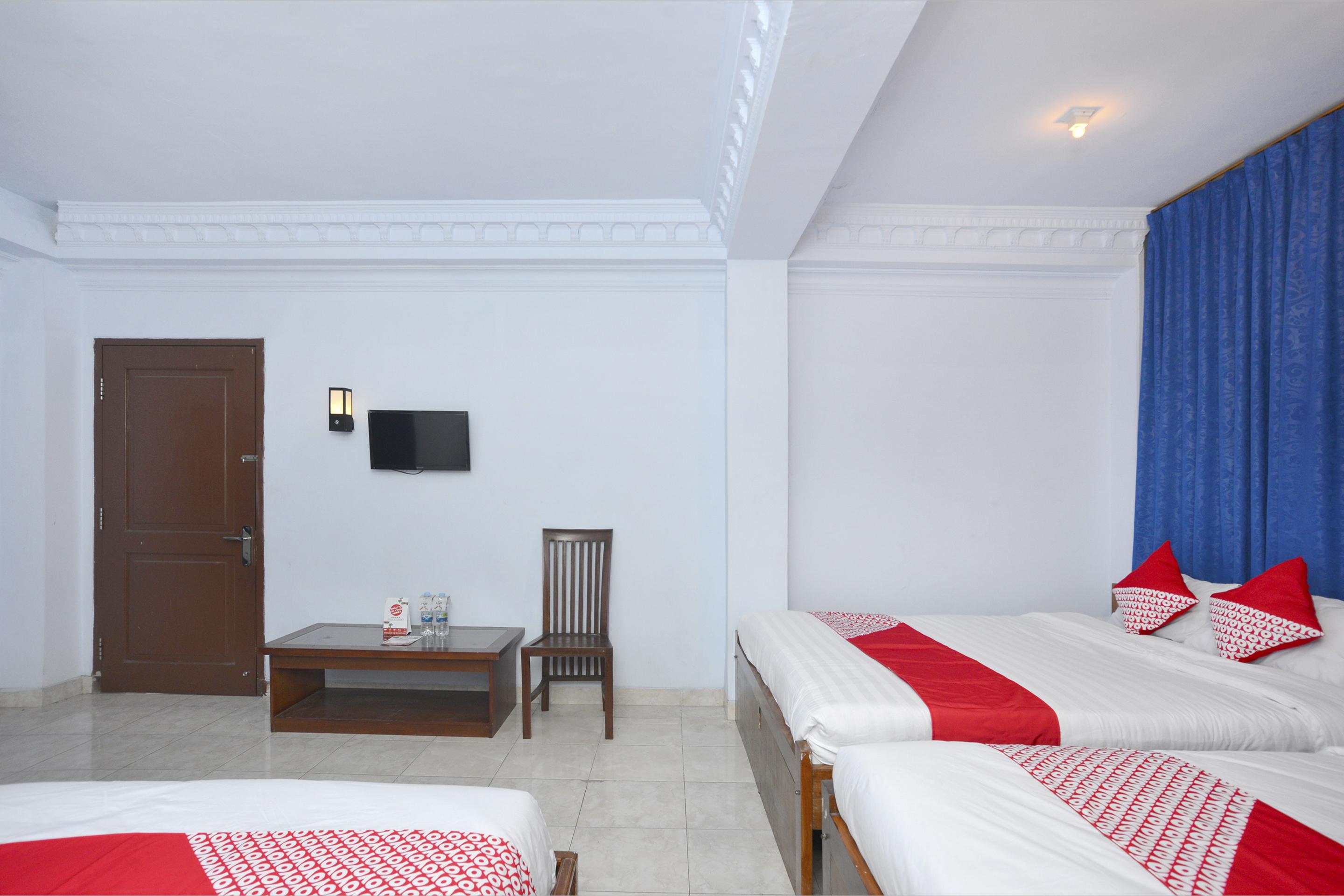 Oyo 586 Hotel Wijaya Kalasan Екстер'єр фото