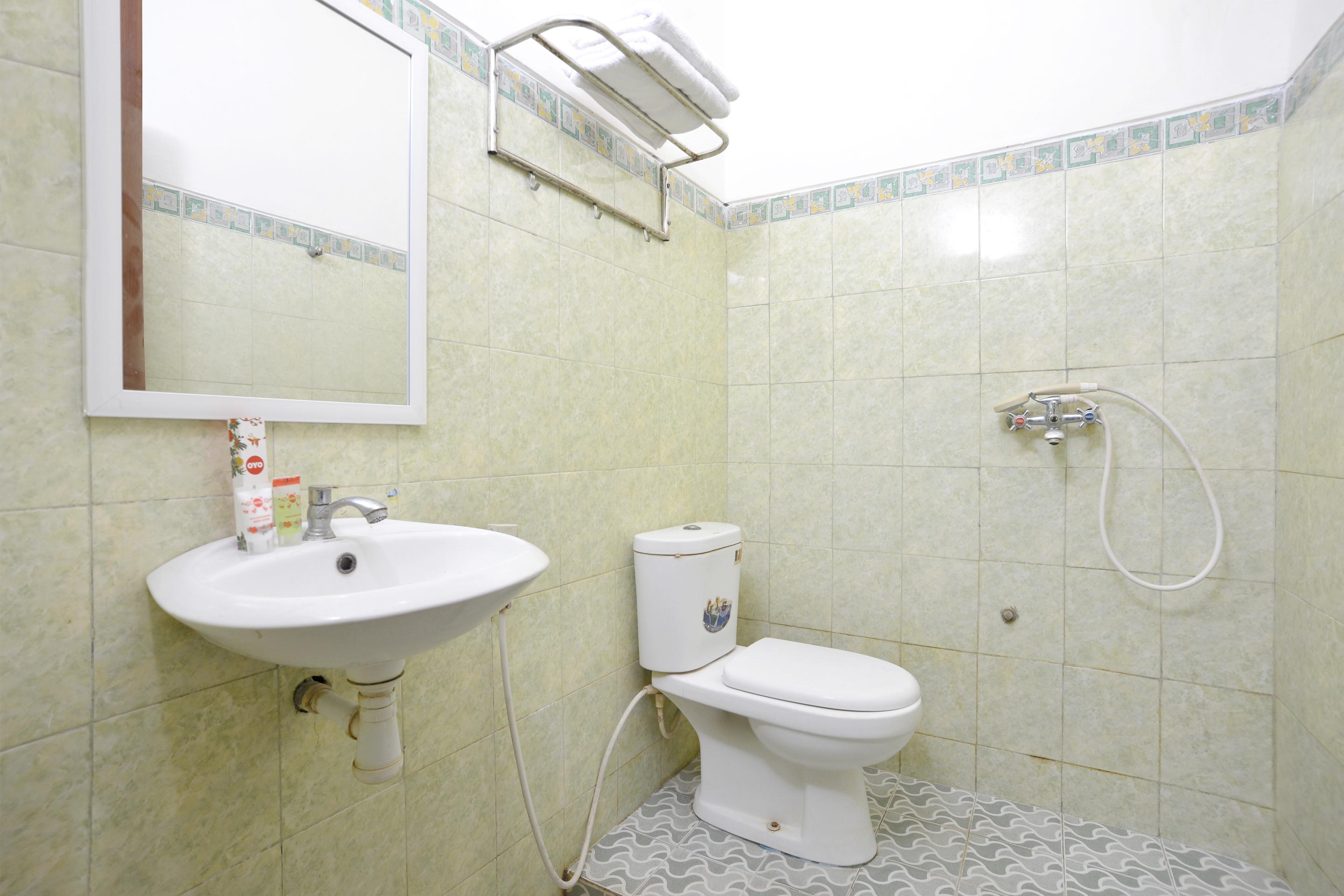 Oyo 586 Hotel Wijaya Kalasan Екстер'єр фото
