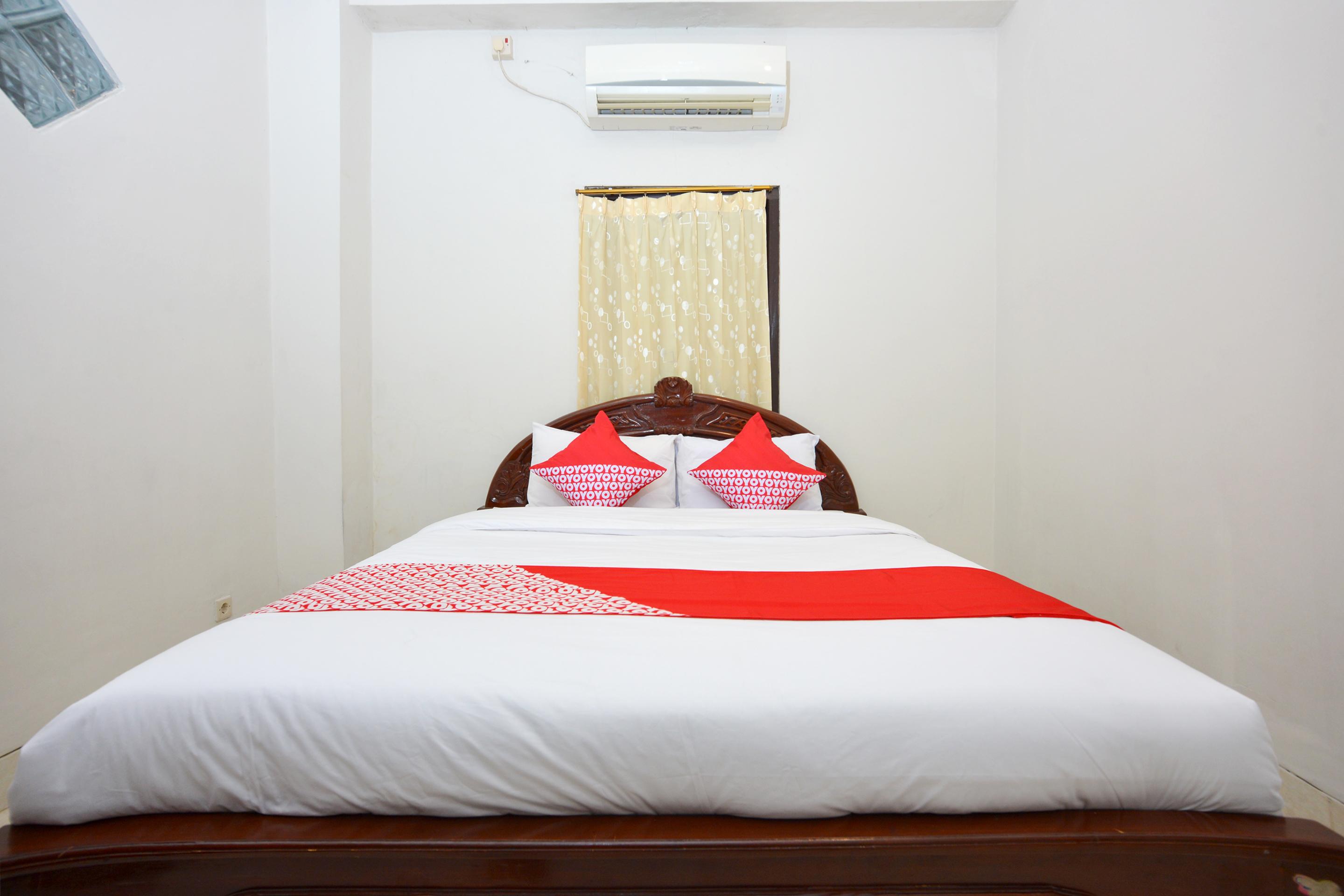 Oyo 586 Hotel Wijaya Kalasan Екстер'єр фото
