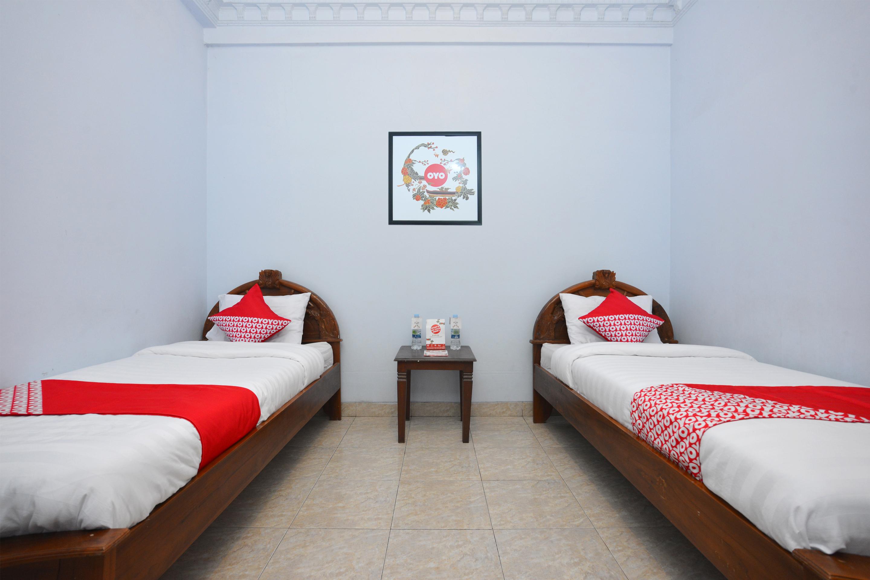Oyo 586 Hotel Wijaya Kalasan Екстер'єр фото