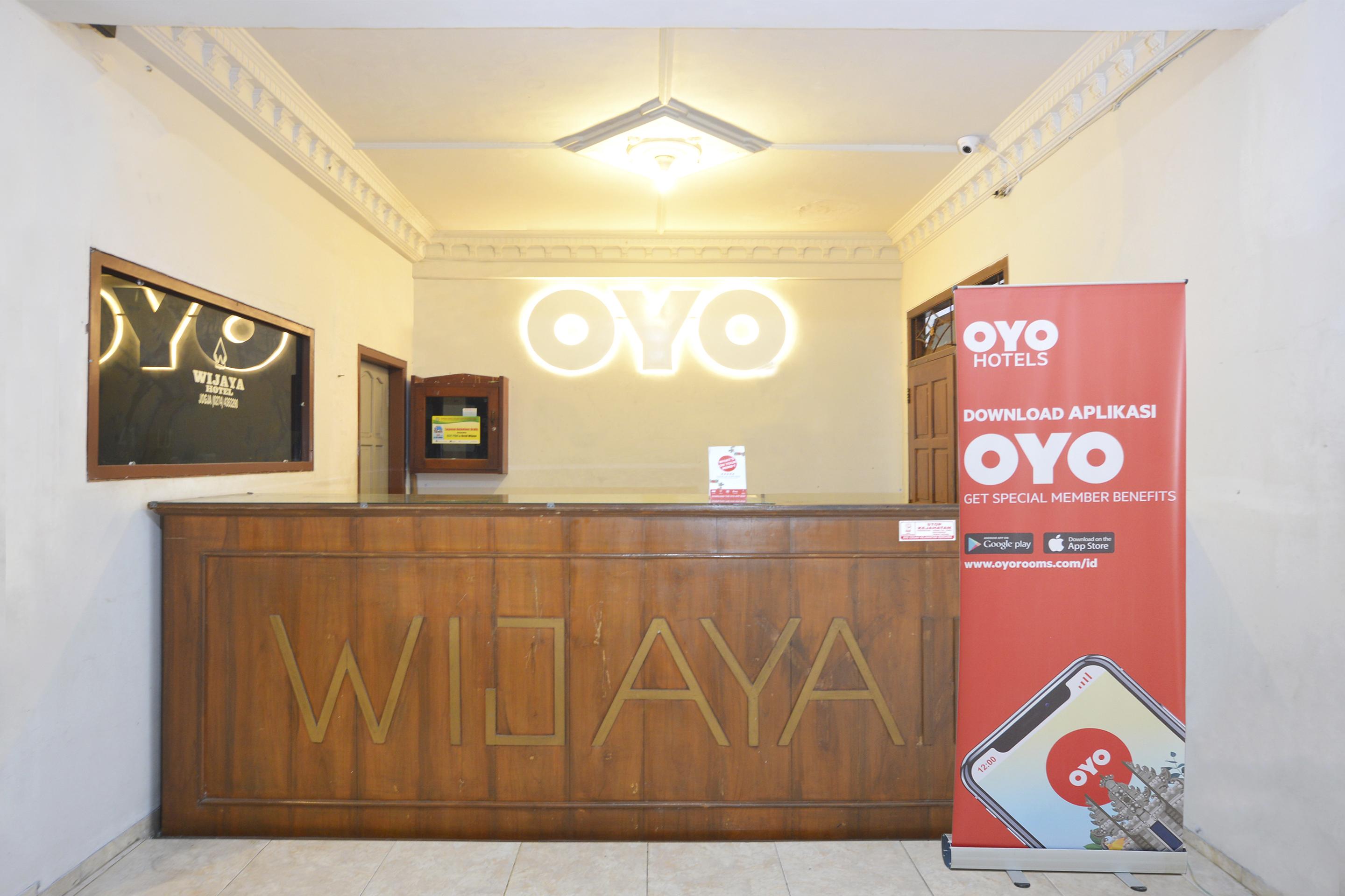 Oyo 586 Hotel Wijaya Kalasan Екстер'єр фото